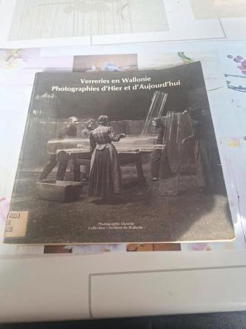 Glasfabrieken in Wallonië Foto's van gisteren en vandaag  beschikbaar voor biedingen