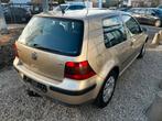 Volkswagen golf 4 benzine AUTOMAAT trekhaak, Auto's, Stof, Zwart, Beige, Bedrijf