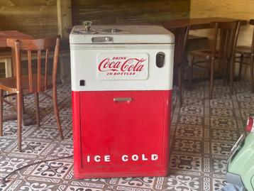 Coca Cola Vendo jaren 50 beschikbaar voor biedingen