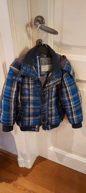 Mooie geruite jas met kap, maat 98, in nette staat, Kinderen en Baby's, Ophalen