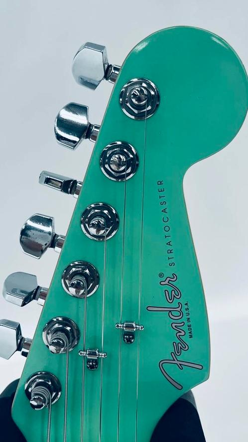 Fender Stratocaster USA –Matching Headstock – Surf Green, Muziek en Instrumenten, Snaarinstrumenten | Gitaren | Elektrisch, Zo goed als nieuw