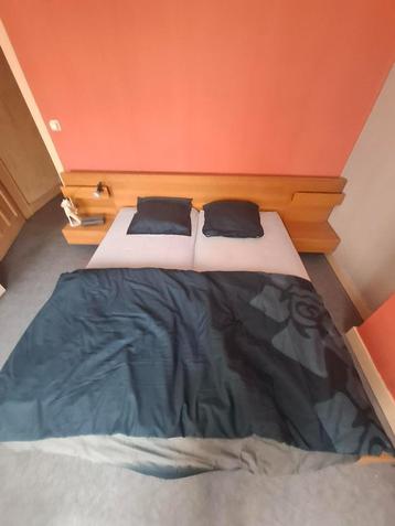 Slaapkamer set (bed en kasten), Huis en Inrichting, Ophalen, Zo goed als nieuw, Tweepersoons