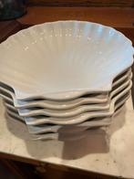 6 assiettes en forme de coquillage neuve diamètre 25 cm, Ophalen, Nieuw, Effen, Bord(en)