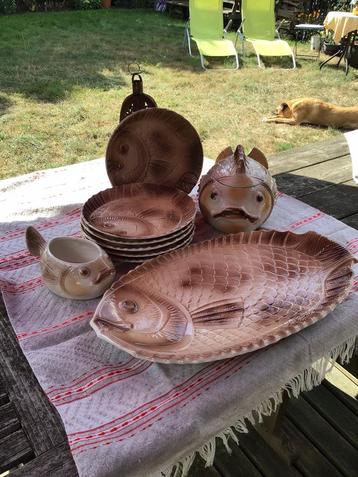 Ancien service à poissons estampillé sarreguemines annees70
