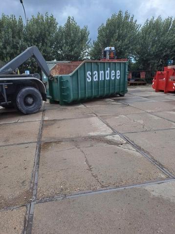 Haakarm container afzetcontainer containerbak optrekcontaine beschikbaar voor biedingen