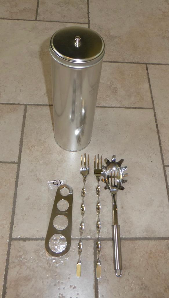 Voorraaddoos spaghetti+vorken+tang+maatbeker, Huis en Inrichting, Keuken | Servies, Nieuw, Ophalen of Verzenden