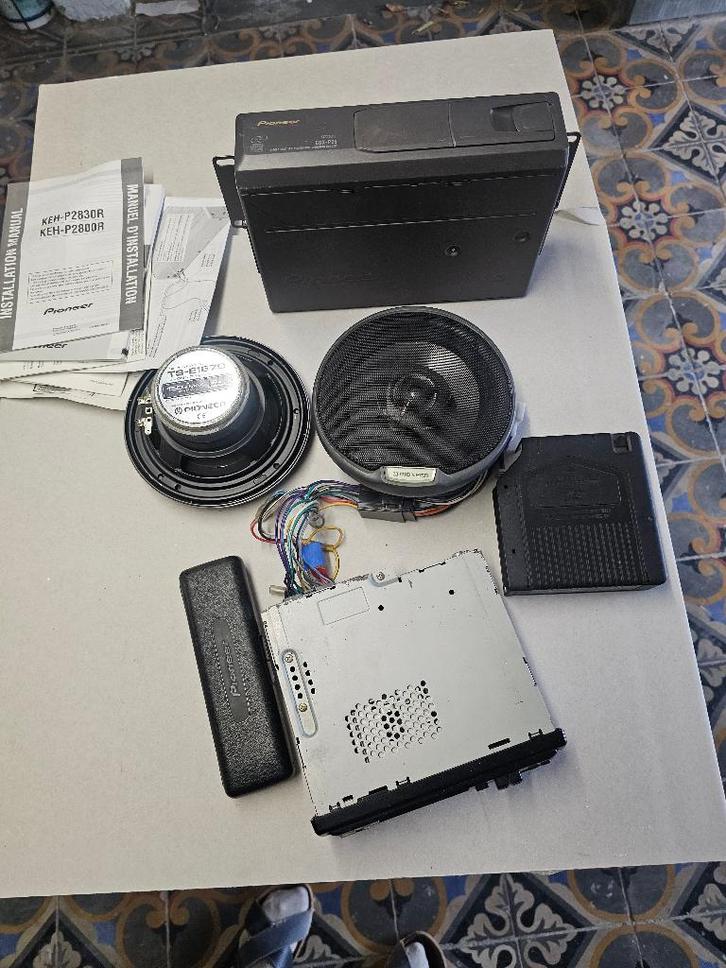 PIONEER autoradio + cd-oplader, Auto diversen, Autoradio's, Gebruikt, Ophalen