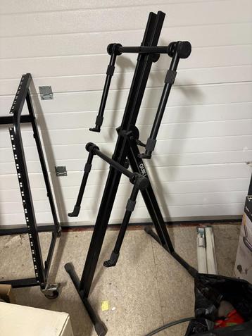QuikLok 2 tier Keyboard Stand beschikbaar voor biedingen