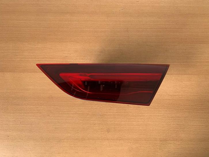 achterlicht Rechts op achterklep mercedes CLA combi 2019+, Autos : Pièces & Accessoires, Éclairage, Mercedes-Benz, Utilisé, Enlèvement ou Envoi