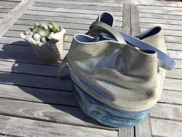 Sac seau Neuville beschikbaar voor biedingen