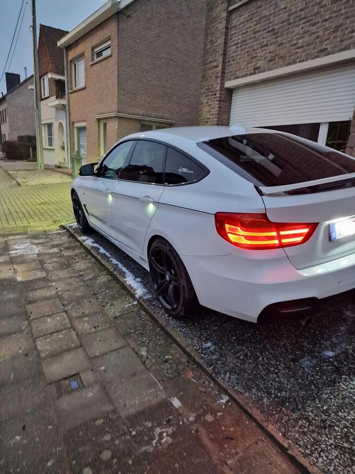 Bmw f34 gt euro 6, Auto's, BMW, Particulier, 3 Reeks GT, Trekhaak, Diesel, Euro 6, Coupé, 5 deurs, Handgeschakeld, Wit, Zwart
