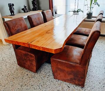 Boomstamtafel  beschikbaar voor biedingen