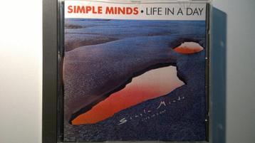 Simple Minds - Life In A Day beschikbaar voor biedingen