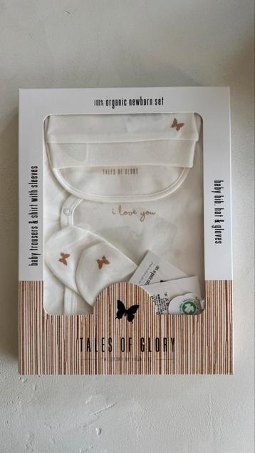Tales of Glory newborn set “I love you” beschikbaar voor biedingen