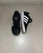 Adidas kindersneakers, Kinderen en Baby's, Ophalen, Gebruikt