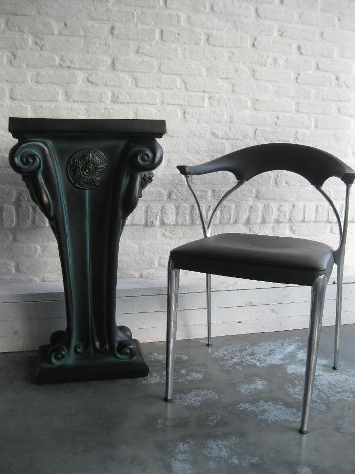 Base de colonne piédestal en plâtre, Antiquités & Art, Curiosités & Brocante, Enlèvement