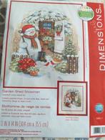 Borduurpakket Garden Shed Snowman van Dimensions, Hobby & Loisirs créatifs, Broderie & Machines à broder, Envoi, Neuf, Set à broder