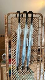 Doorzichtige paraplu’s, Enlèvement, Neuf