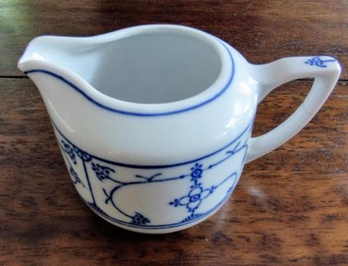 Jager Blau Saks Melk potje, Antiek en Kunst, Antiek | Servies los, Ophalen of Verzenden