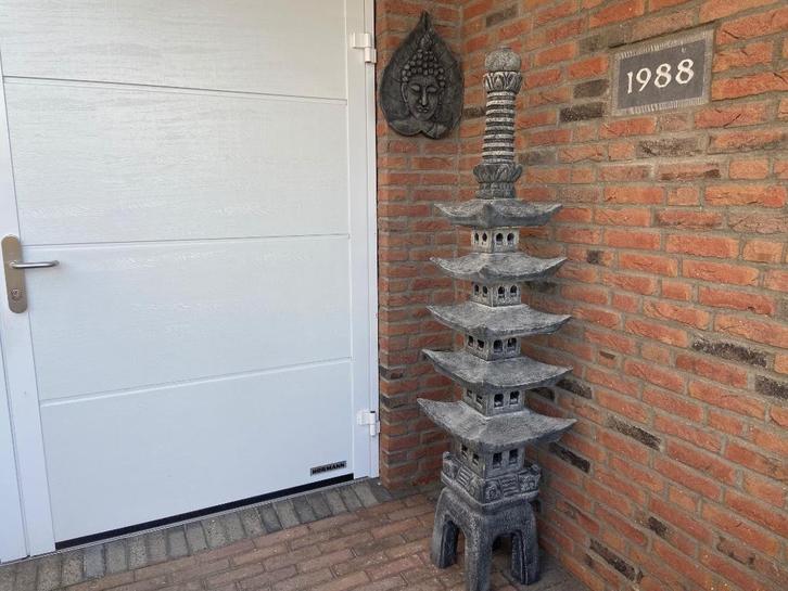 Pagode 180cm hoog, Tuin en Terras, Tuinbeelden, Nieuw, Overige typen, Beton, Ophalen