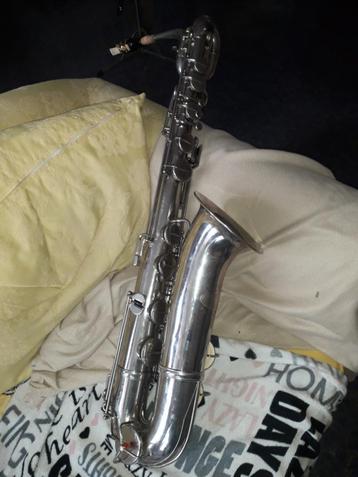 Saxophone baryton, Enlèvement ou Envoi, Comme neuf, Bariton, Avec valise