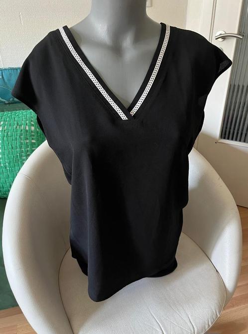 A Belle: blousemaat S/M, Kleding | Dames, Blouses en Tunieken, Zo goed als nieuw, Maat 38/40 (M), Zwart, Ophalen of Verzenden
