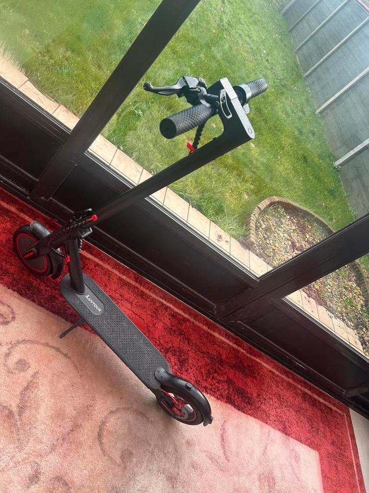 Elektrische step, Fietsen en Brommers, Steps, Nieuw, Elektrische step (E-scooter), Ophalen