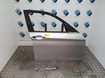 B.M.W. 1 SERIES F20 LCI 118I [R_FRONT_DOOR] 2015 beschikbaar voor biedingen