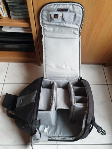 Slingbag Lowepro te koop nauwelijks gebruikt., Ophalen of Verzenden, Zo goed als nieuw, Rugtas, Lowepro
