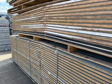 Sandwichpanelen | Dikte: 40 mm | Lengte 4270mm beschikbaar voor biedingen