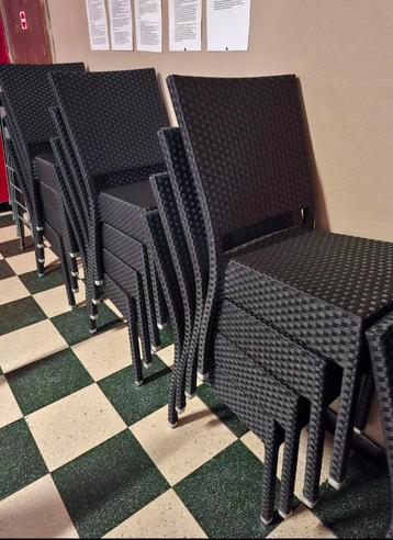 Horeca stoelen  beschikbaar voor biedingen
