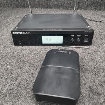 SHURE  BLX4R    &   BLX1 beltpack   614-638 MHz


 beschikbaar voor biedingen