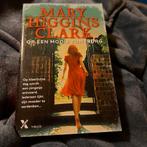 Mary Higgins Clark - Op een mooie zomerdag, Ophalen of Verzenden, Zo goed als nieuw, Mary Higgins Clark