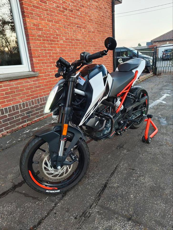 KTM Duke 125cc - 2020 - 20 000km - Rijbewijs B(2011)/A1, Motoren, Motoren | Suzuki, Particulier, Ophalen