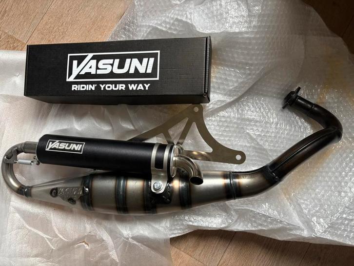 Yasuni r uitlaat piaggio zip2000 50cc 2takt, Fietsen en Brommers, Brommers | Tuning en Styling, Zo goed als nieuw, Ophalen