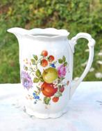 grand pot au lait decor fleur et fruit, Antiquités & Art, Antiquités | Céramique & Poterie, Enlèvement ou Envoi