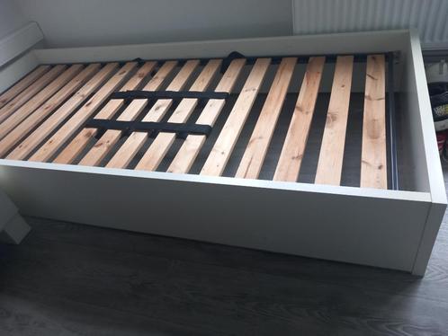 Eenpersoonsbed compleet 90x200cm, Huis en Inrichting, Slaapkamer | Bedden, Gebruikt, Eenpersoons, 90 cm, 200 cm, Hout, Wit, Ophalen of Verzenden