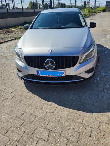Mercedes 180A, Autos, Argent ou Gris, Euro 6, Boîte manuelle, Noir