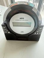Wekkerradio AEG, Ophalen of Verzenden, Zo goed als nieuw