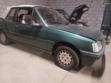 Peugeot 205 Roland Garros Cabriolet 1991 85 cv, Autos, Achat, Cabriolet, Particulier, Essence