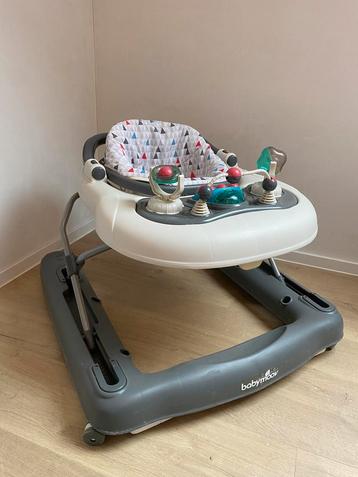Babymoov 2 in 1 loopstoel beschikbaar voor biedingen