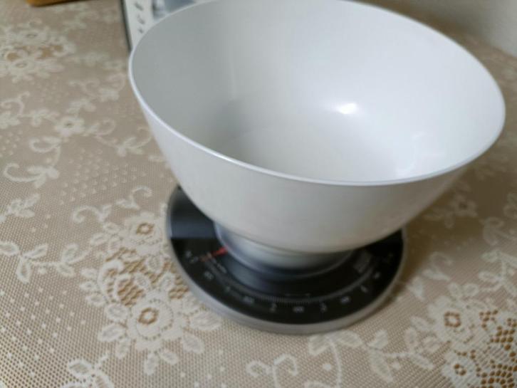 Nieuwe Manuele Exacta Keukenweegschaal, Elektronische apparatuur, Weegschalen, Nieuw, Analoog, Keukenweegschaal, 1 tot 500 gram