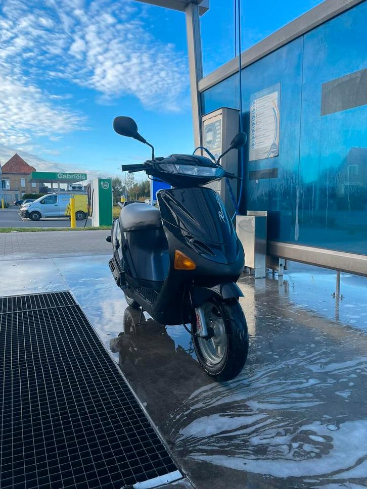 Hyusong Rush Rx, Fietsen en Brommers, Scooters | Overige merken, Zo goed als nieuw, Klasse B (45 km/u), Tweetakt, Ophalen