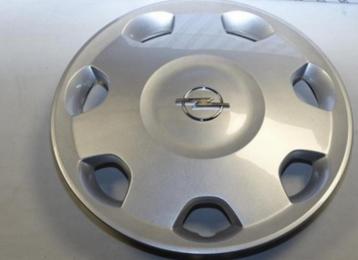 1 originele Opel corsa 13" wieldop beschikbaar voor biedingen