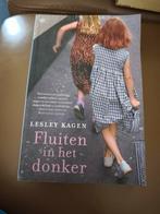 Lesley Kagen - Fluiten in het donker, Ophalen of Verzenden, Gelezen, Lesley Kagen