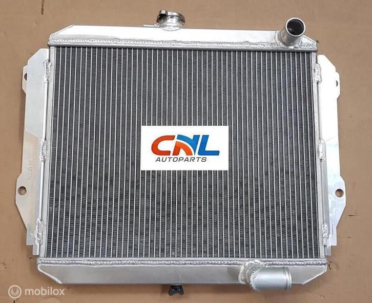 Radiateur  DAIHATSU ROCKY F7 F8 2.8D 2.8TD DL DLT manual 85-, Autos : Pièces & Accessoires, Moteurs & Accessoires, Neuf, Enlèvement ou Envoi