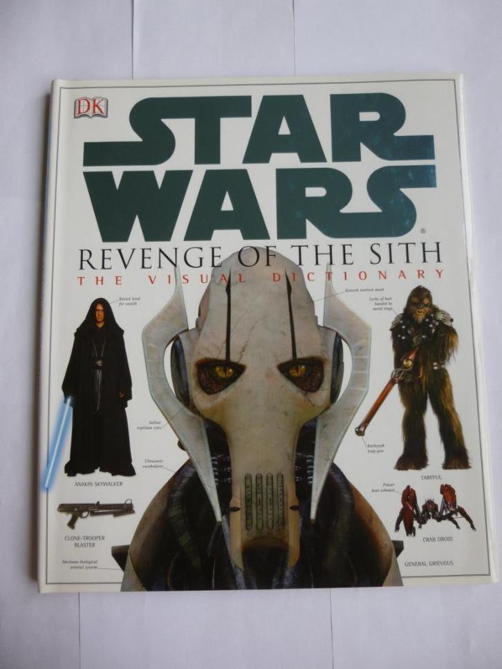 STARWARS BOEK THE VISUAL DICTIONARY ROTS UIT 2005, Verzamelen, Star Wars, Zo goed als nieuw, Boek of Poster, Ophalen of Verzenden
