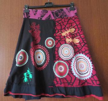 Jupe Desigual taille M beschikbaar voor biedingen