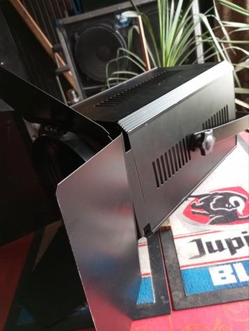 theater professioneel spots  beschikbaar voor biedingen
