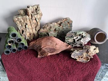 Aquarium decoratie  beschikbaar voor biedingen